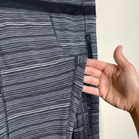 Lululemon Inspire Tight II mesh - Picture 7 of 8